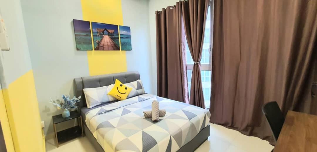 Regalia Suites With Infinity Pool Klcc By Staycation Homes Kuala Lumpur Bagian luar foto