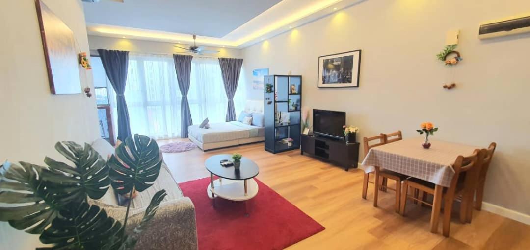 Regalia Suites With Infinity Pool Klcc By Staycation Homes Kuala Lumpur Bagian luar foto