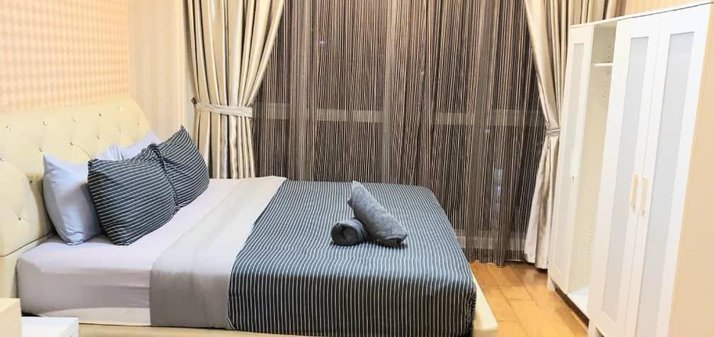 Regalia Suites With Infinity Pool Klcc By Staycation Homes Kuala Lumpur Bagian luar foto