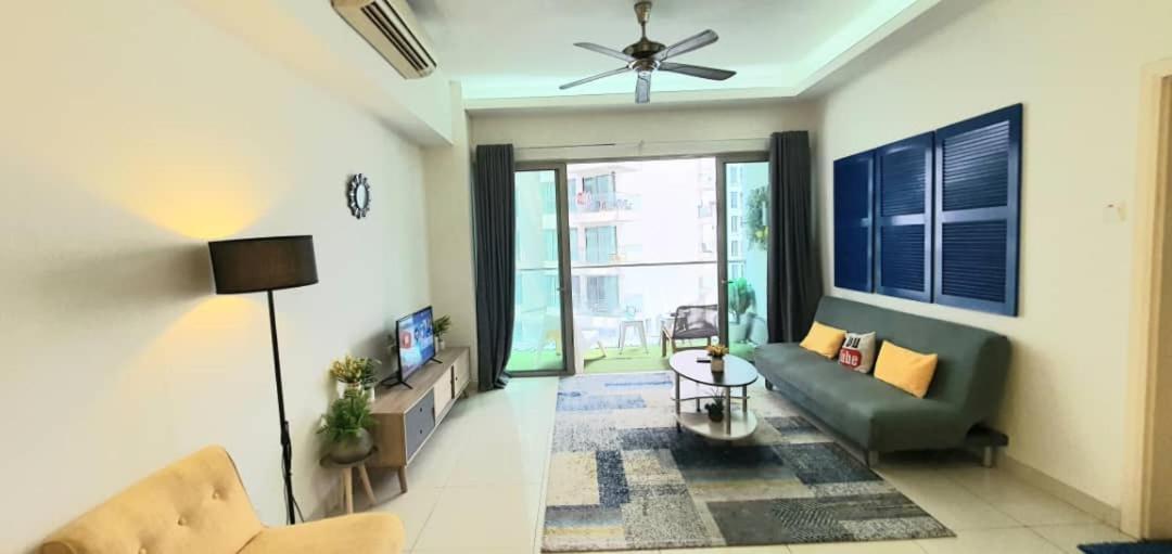 Regalia Suites With Infinity Pool Klcc By Staycation Homes Kuala Lumpur Bagian luar foto